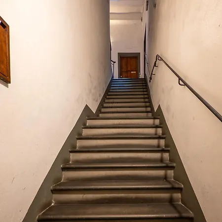 Apartament Luxury Per 8, 100m Dal Duomo