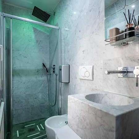 Apartament Luxury Per 8, 100m Dal Duomo *
